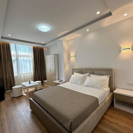 Hotel Arberia Тирана Экстерьер фото