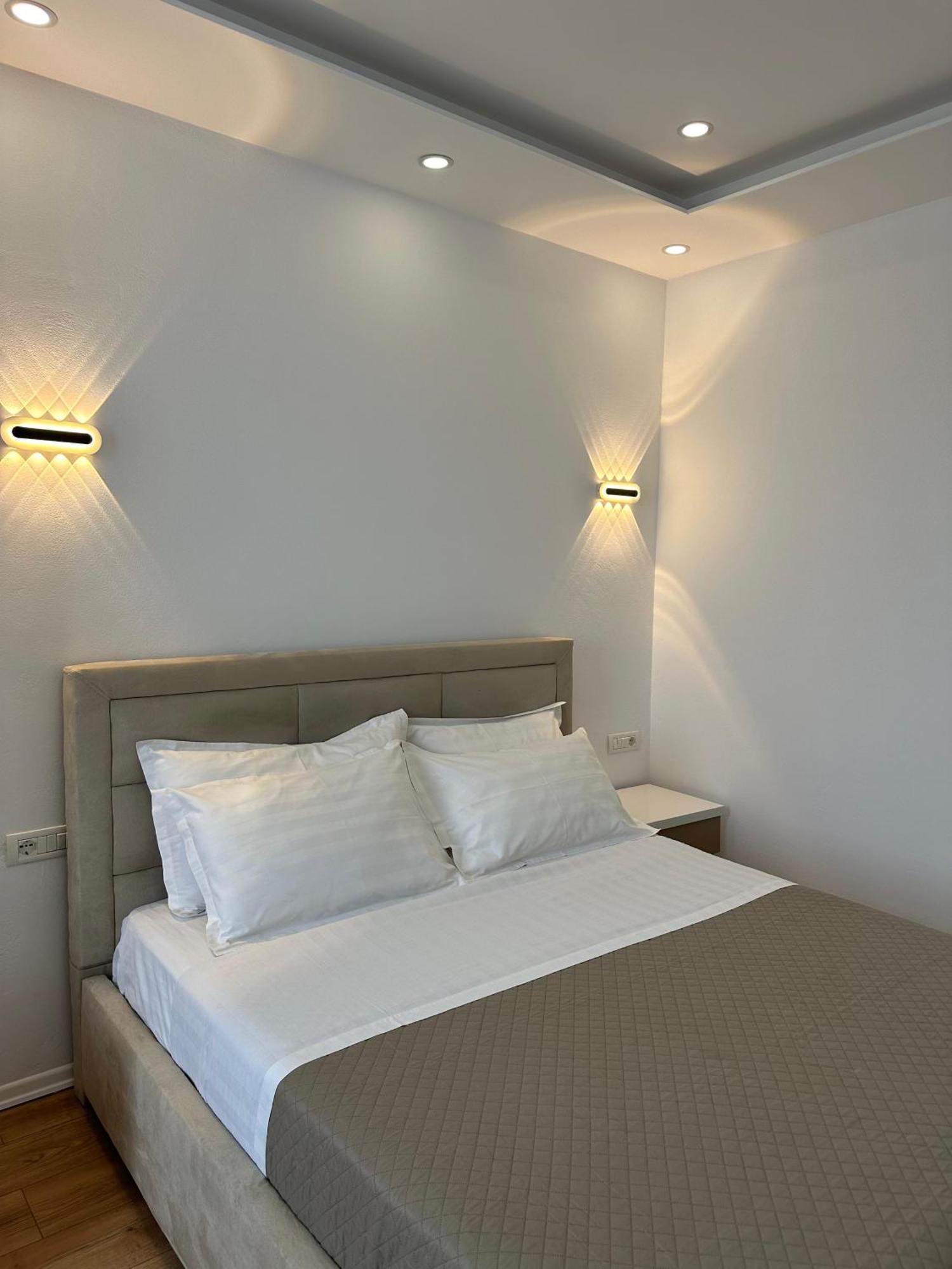 Hotel Arberia Тирана Экстерьер фото