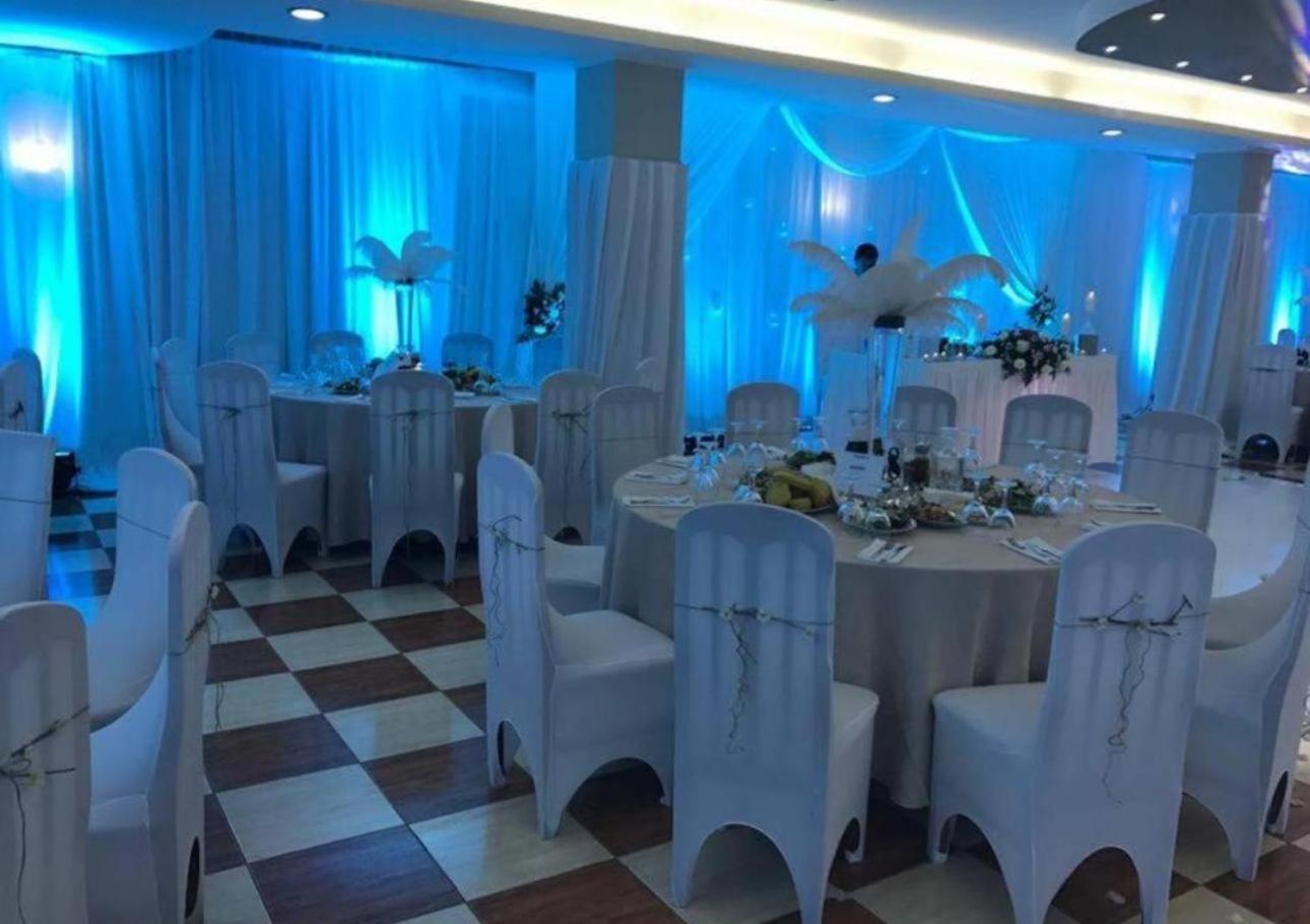 Hotel Arberia Тирана Экстерьер фото