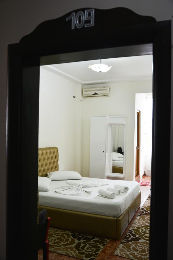 Hotel Arberia Тирана Экстерьер фото