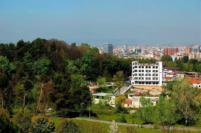 Hotel Arberia Тирана Экстерьер фото