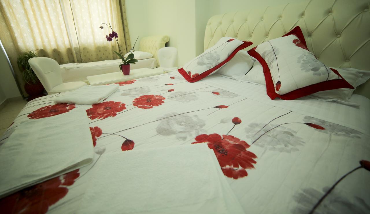 Hotel Arberia Тирана Экстерьер фото